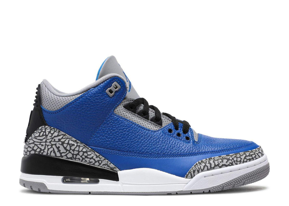 Air Jordan 3 Retro 'Varsity Royal' Sneakers