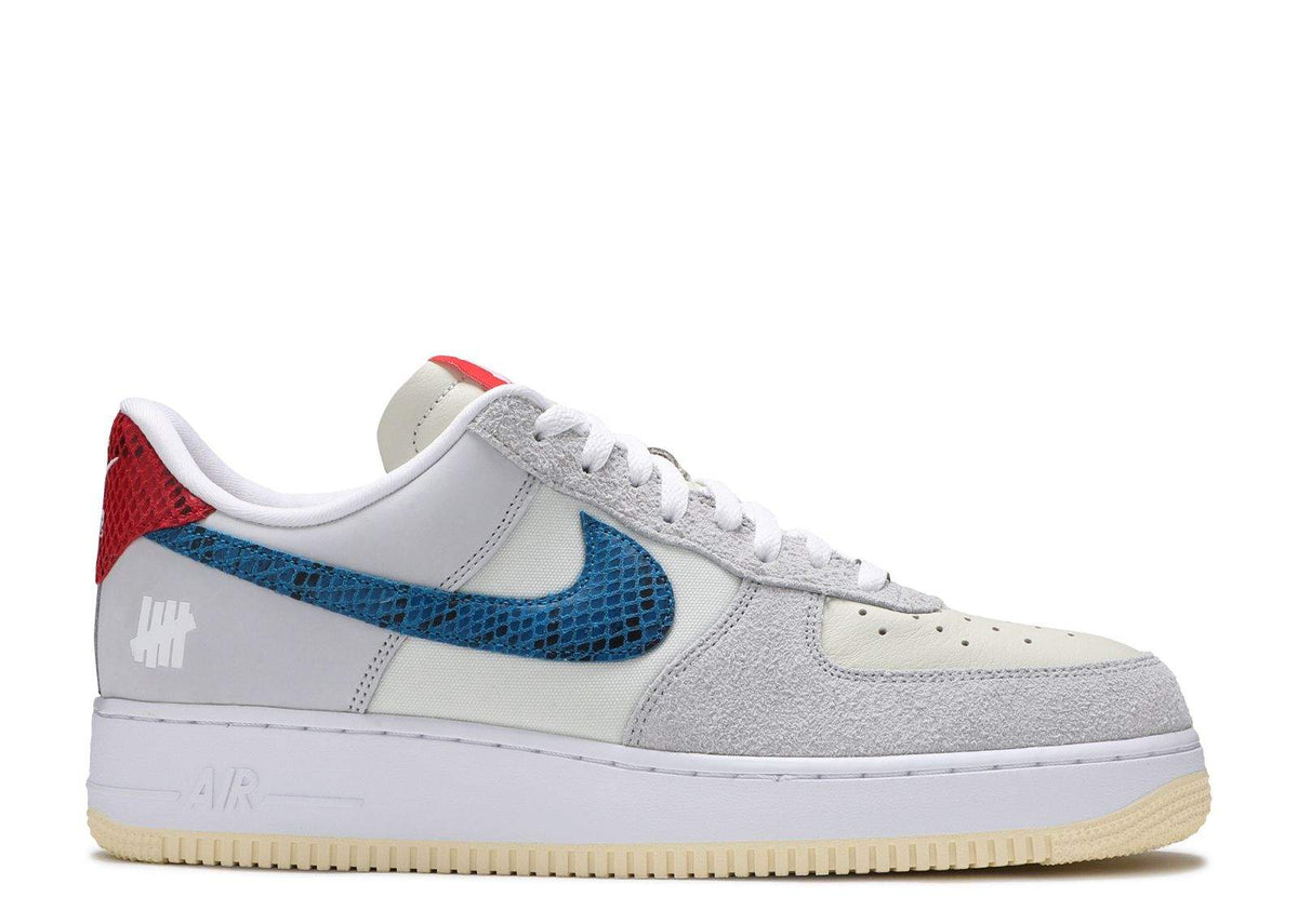 Nike Undefeated x Air Force 1 Low '5 On It' Sneakers