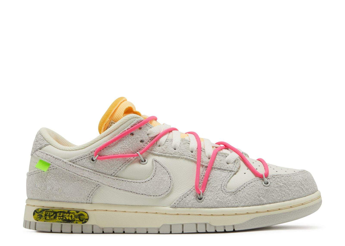Nike Off-White x Dunk Low 'Lot 17 of 50' Sneakers