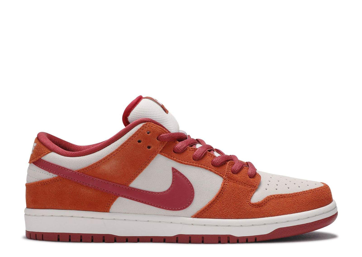 Nike Dunk Low Pro SB 'Dark Russet' Sneakers