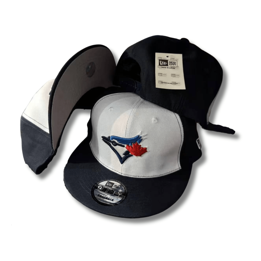 Toronto Blue Jays New Era 9FIFTY Black and White Snapback Cap