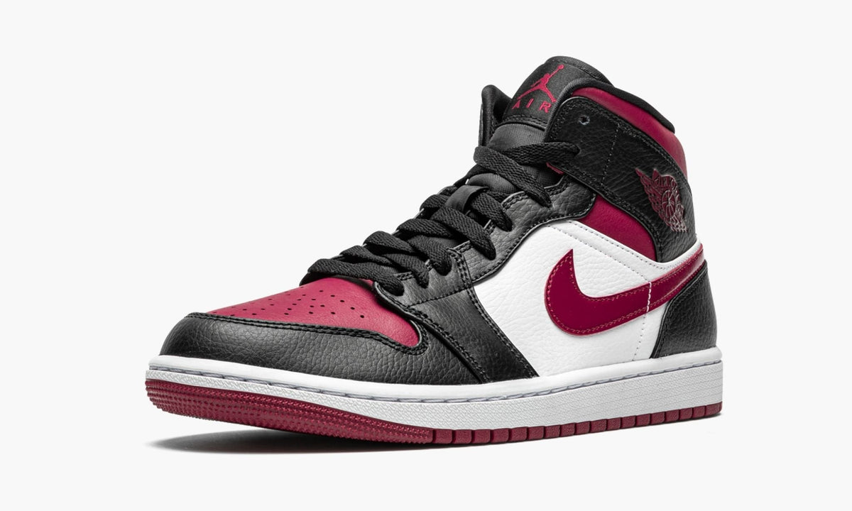 Air Jordan 1 Mid "Bred Toe" Sneakers