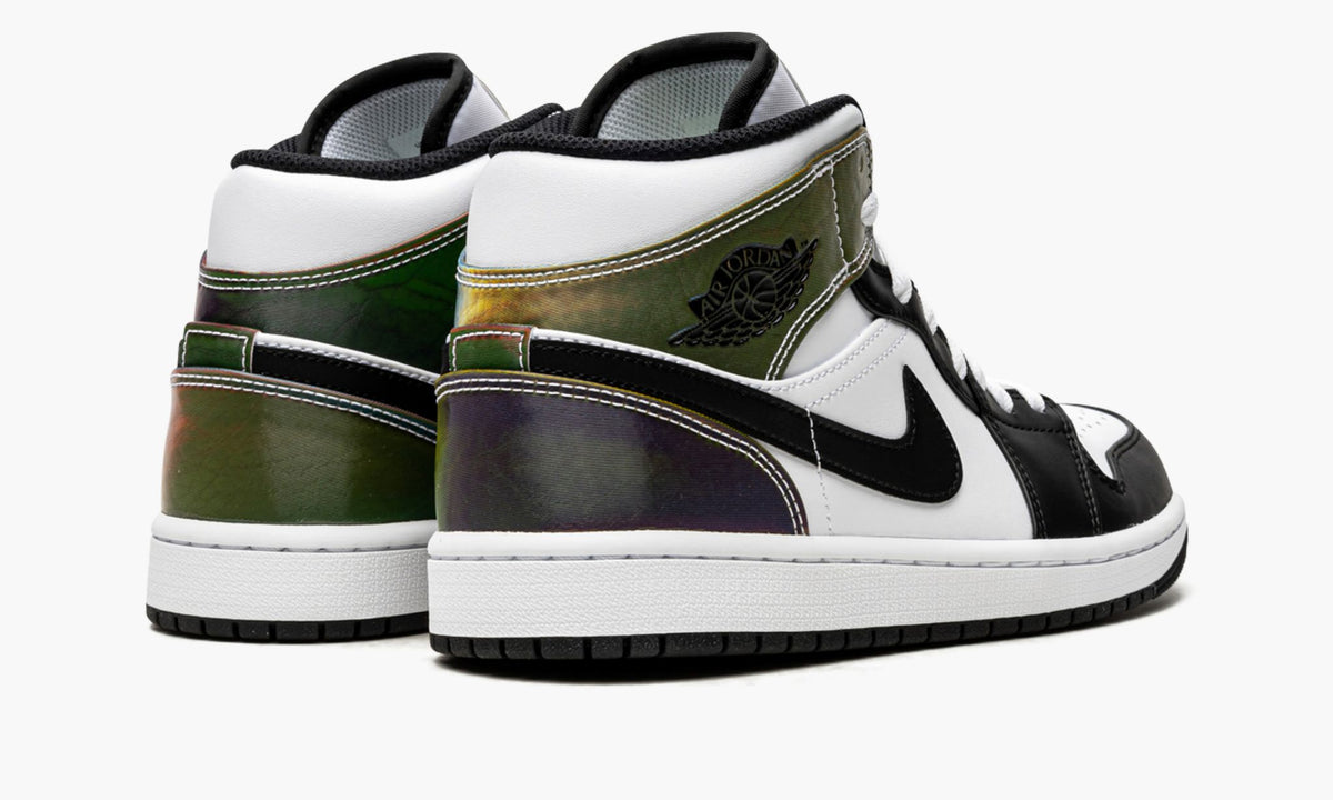 Air Jordan 1 Mid SE Heat Reactive Sneakers