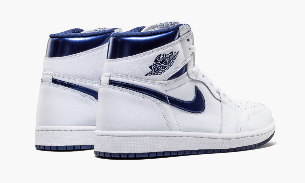 Air Jordan 1 Retro "Metallic Navy" Sneakers