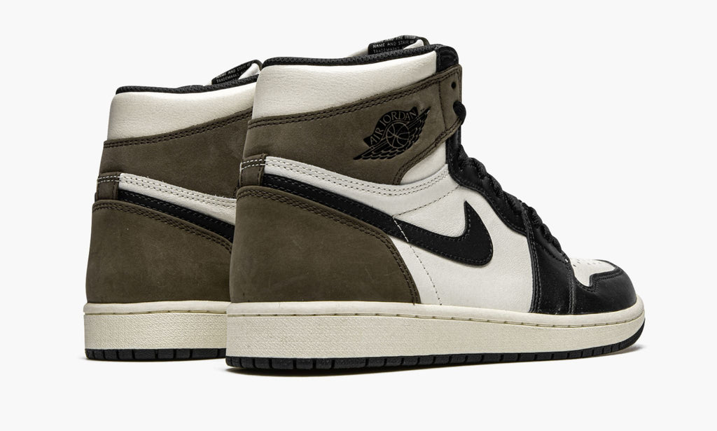 Air Jordan 1 Retro High OG Dark Mocha Sneakers
