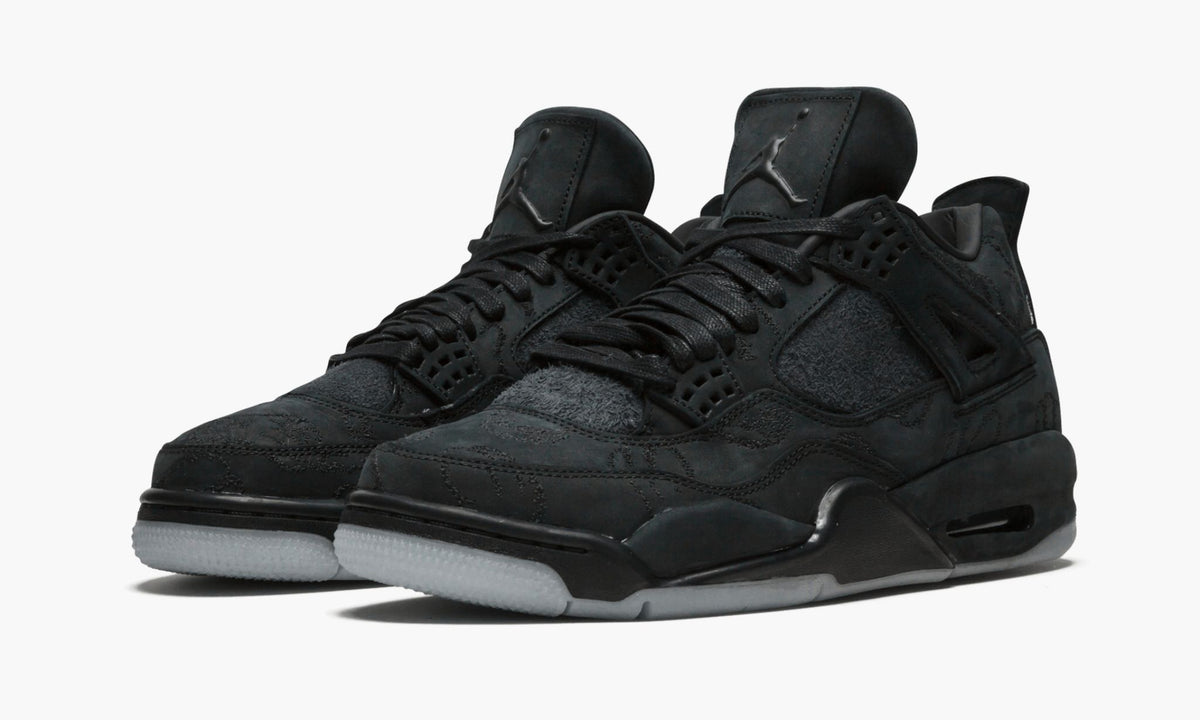 Air Jordan 4 Retro "Kaws - Black" Sneakers