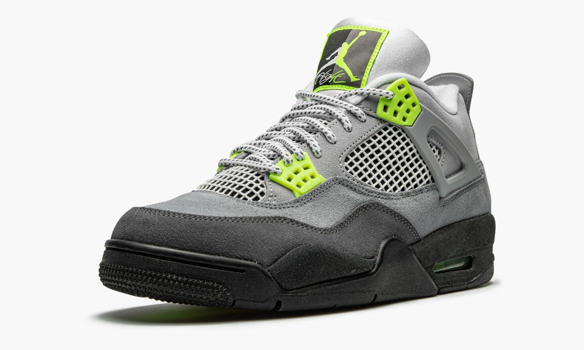 Air Jordan 4 Retro SE "Neon" Sneakers