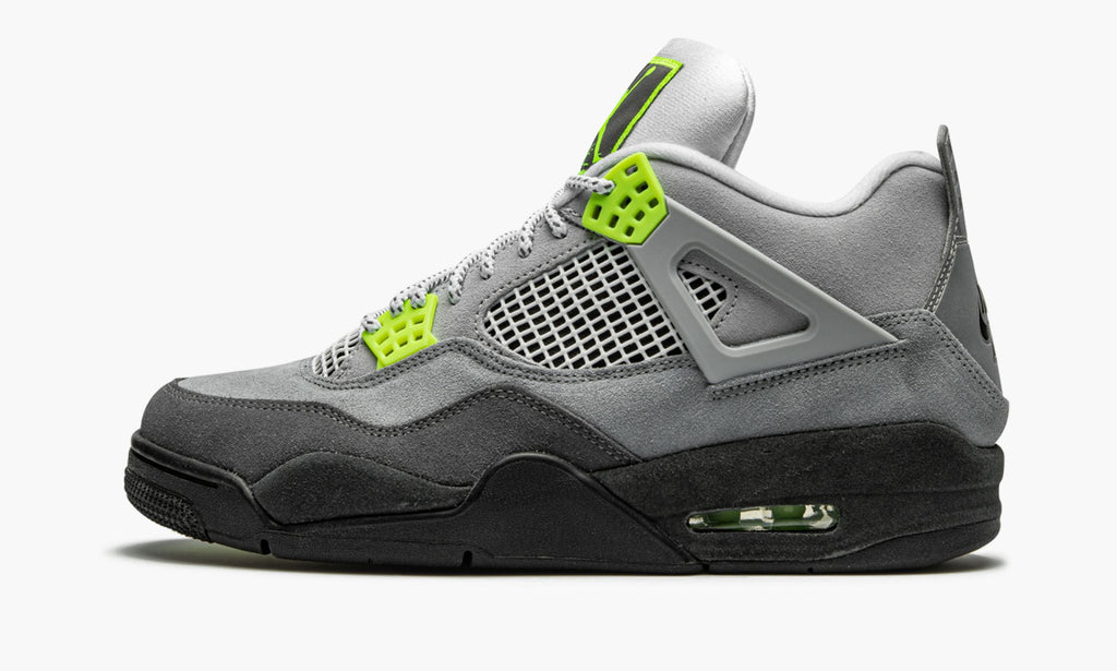 Air Jordan 4 Retro SE "Neon" Sneakers