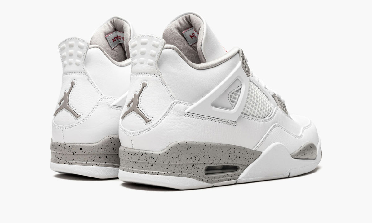Air Jordan 4 Retro White Oreo Sneakers