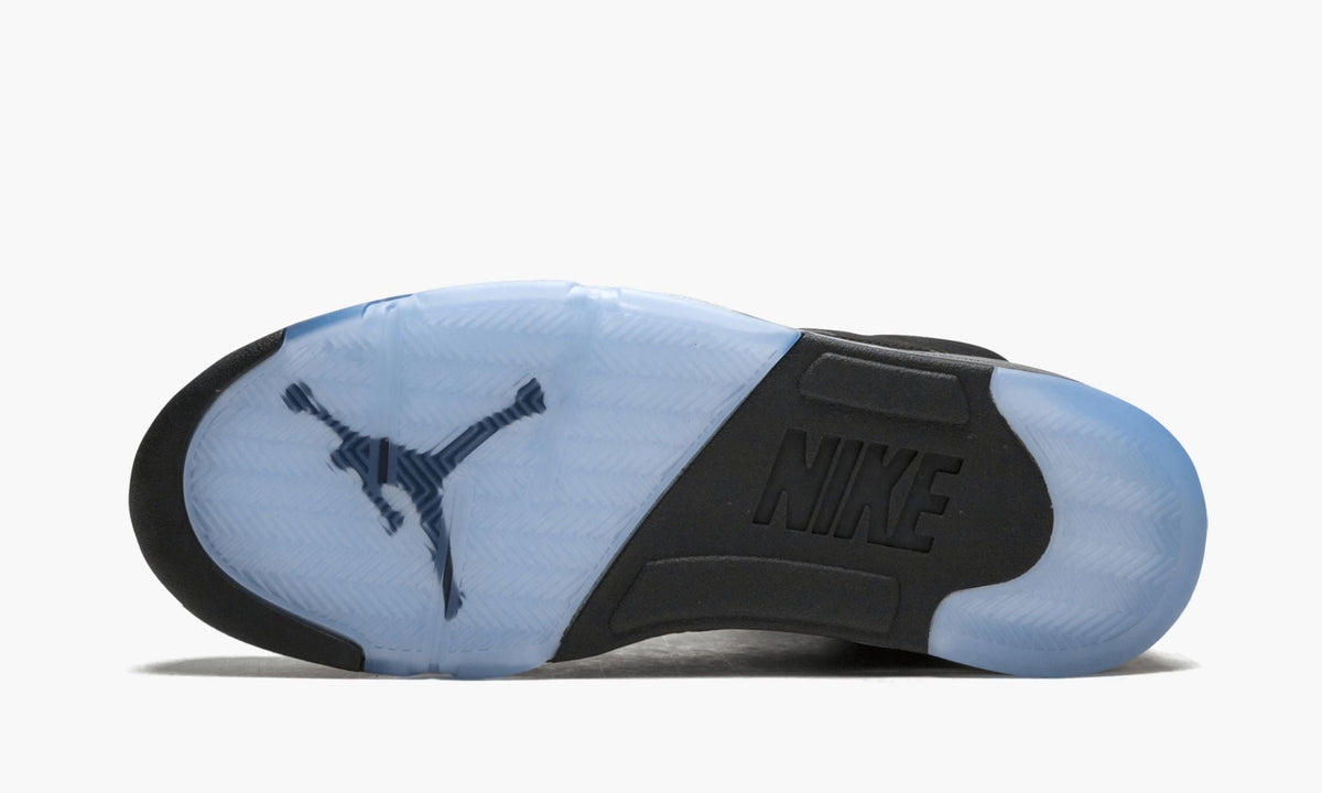 Air Jordan 5 Retro OG "Black / Metallic" Sneakers