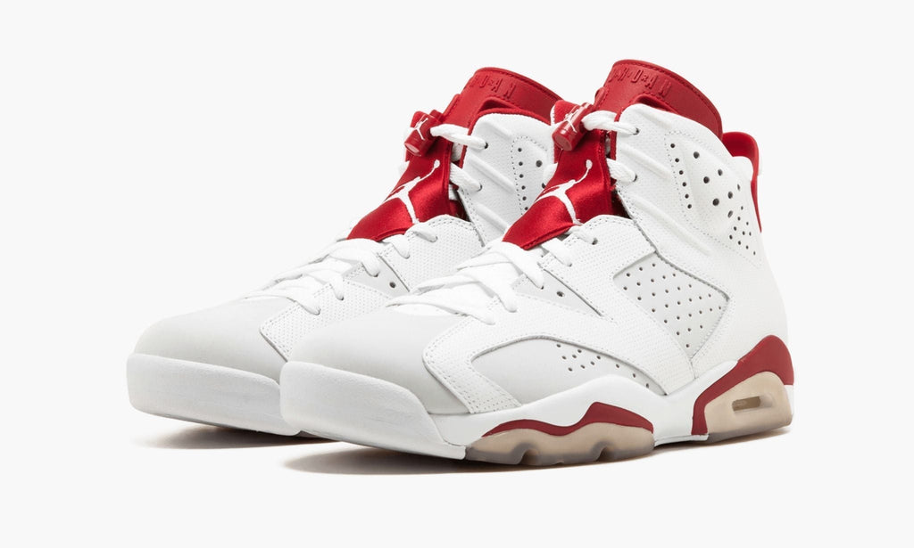 Air Jordan 6 Retro "Alternate" Sneakers