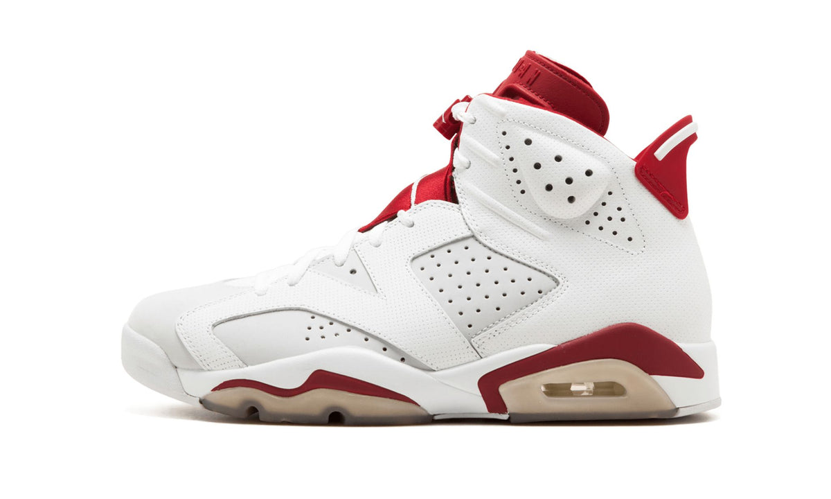 Air Jordan 6 Retro "Alternate" Sneakers