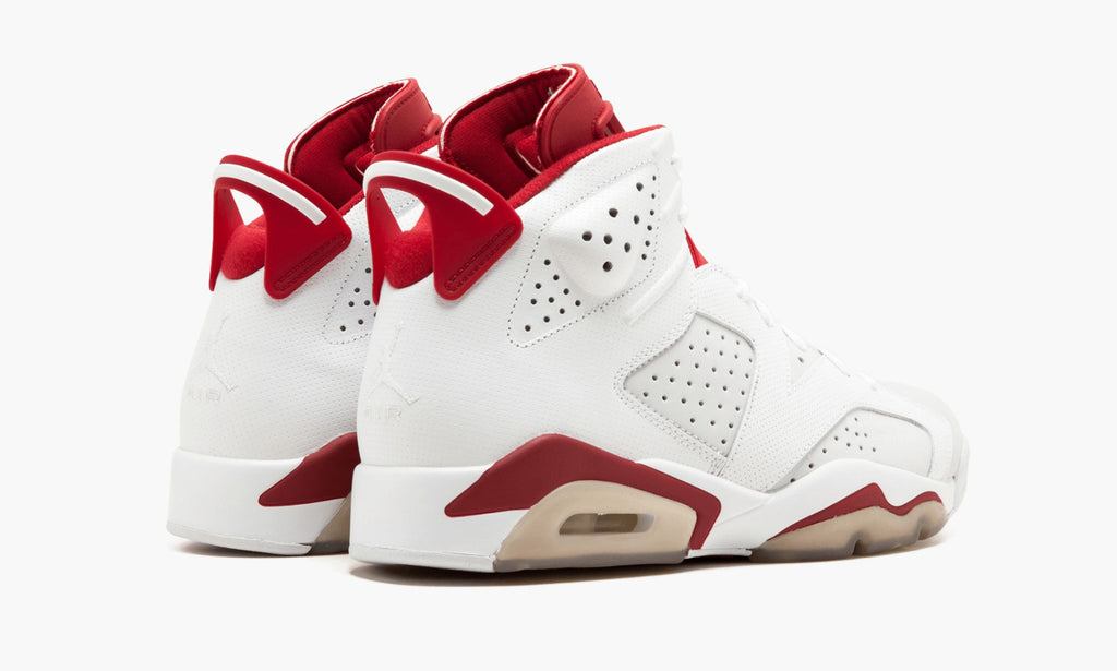 Air Jordan 6 Retro "Alternate" Sneakers