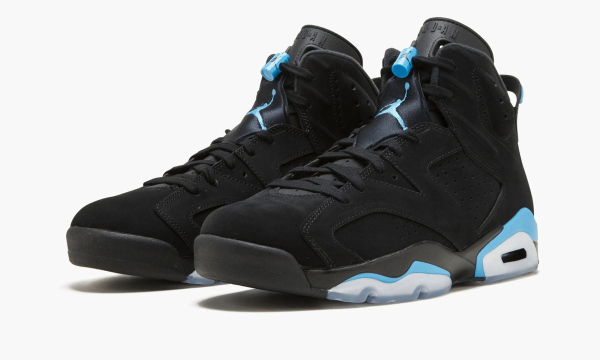 Air Jordan 6 Retro "UNC" Sneakers