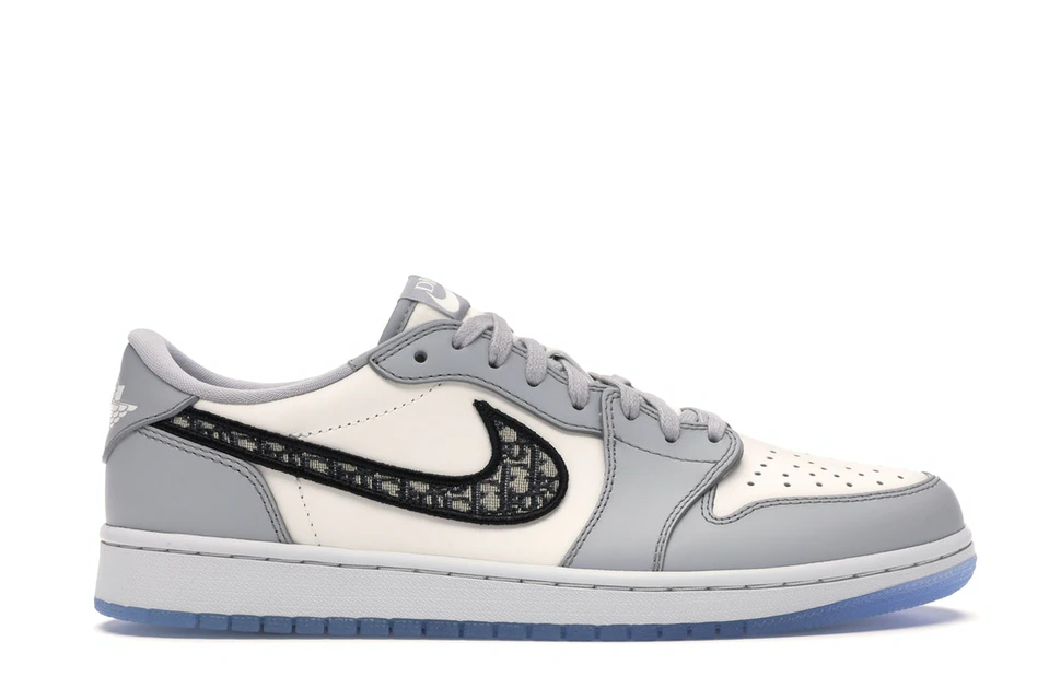 Jordan 1 Retro Low Sneakers