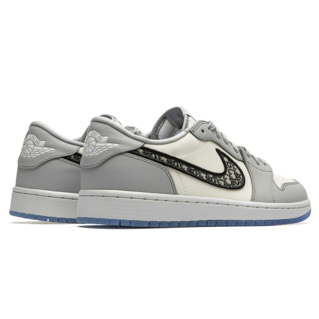 Jordan 1 Retro Low Sneakers