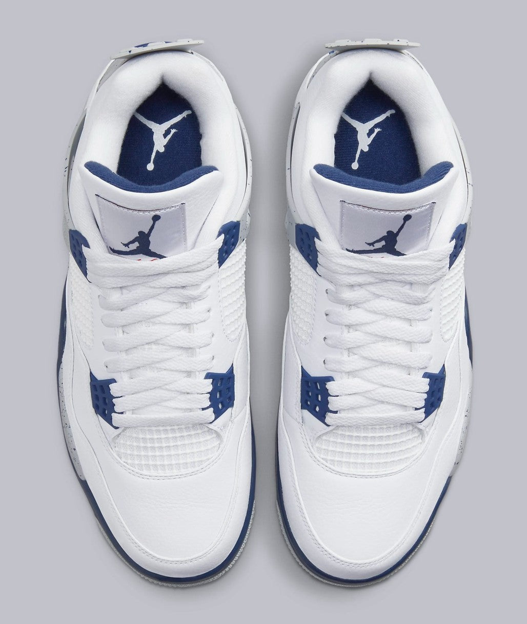 Jordan 4 Retro Midnight Navy Sneakers