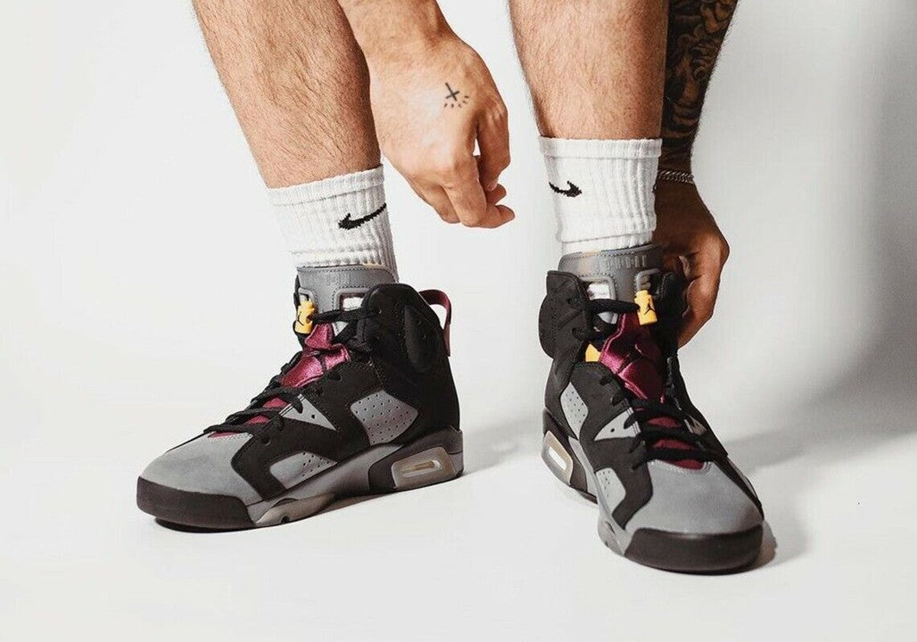 Jordan 6 Retro Bordeaux Sneakers