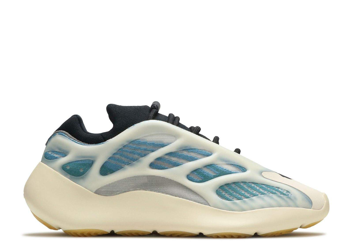Yeezy 700 V3 'yanite' Sneakers