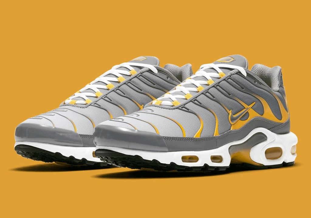 Nike Air Max Plus Particle Grey Dark Sulphur Sneakers