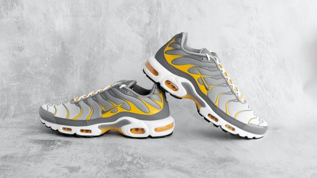 Nike Air Max Plus Particle Grey Dark Sulphur Sneakers