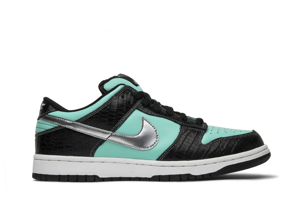Nike Dunk Low Pro SB x Diamond Supply Co. Tiffany Sneakers