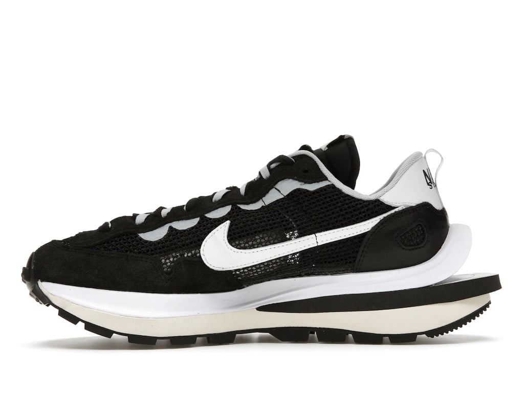 Nike Vaporwaffle sacai Black White Sneakers