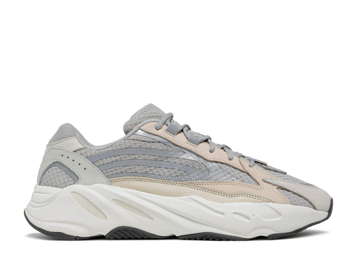 Yeezy Boost 700 V2 'ream' Sneakers