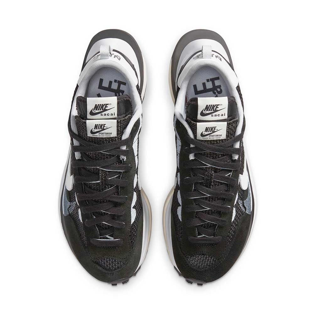Sacai x Nike Vaporwaffle Black White Sneakers