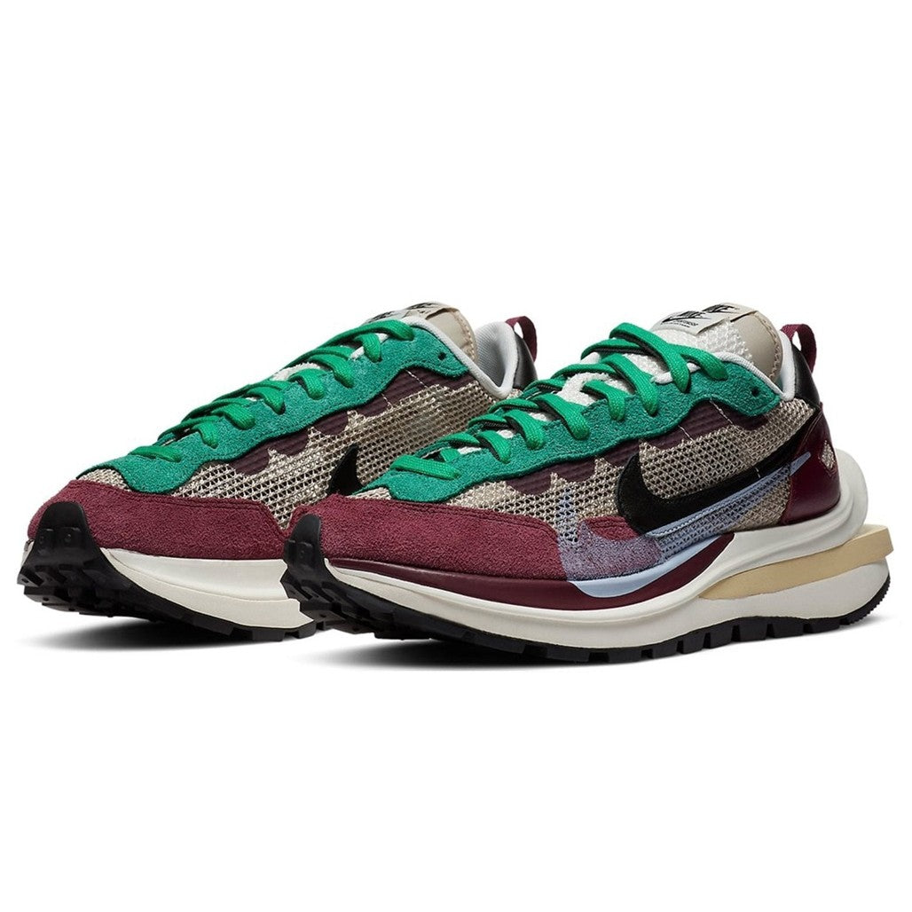 Sacai x Nike Vaporwaffle Red Green Sneakers