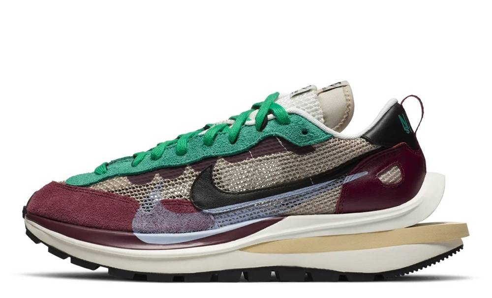 Sacai x Nike Vaporwaffle Red Green Sneakers