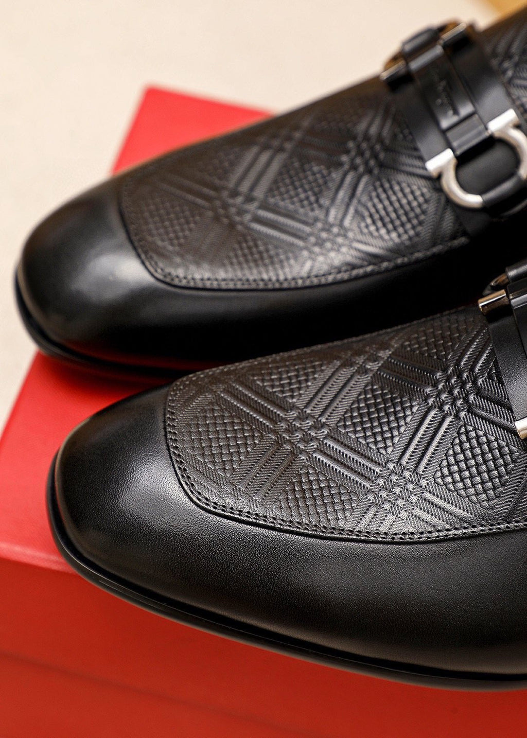 Ferragamo Black Embossed Buckle Loafers — detail