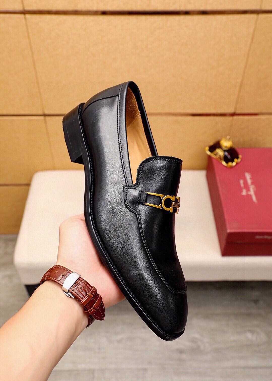 Ferragamo Black Leather Hardware Loafers — model