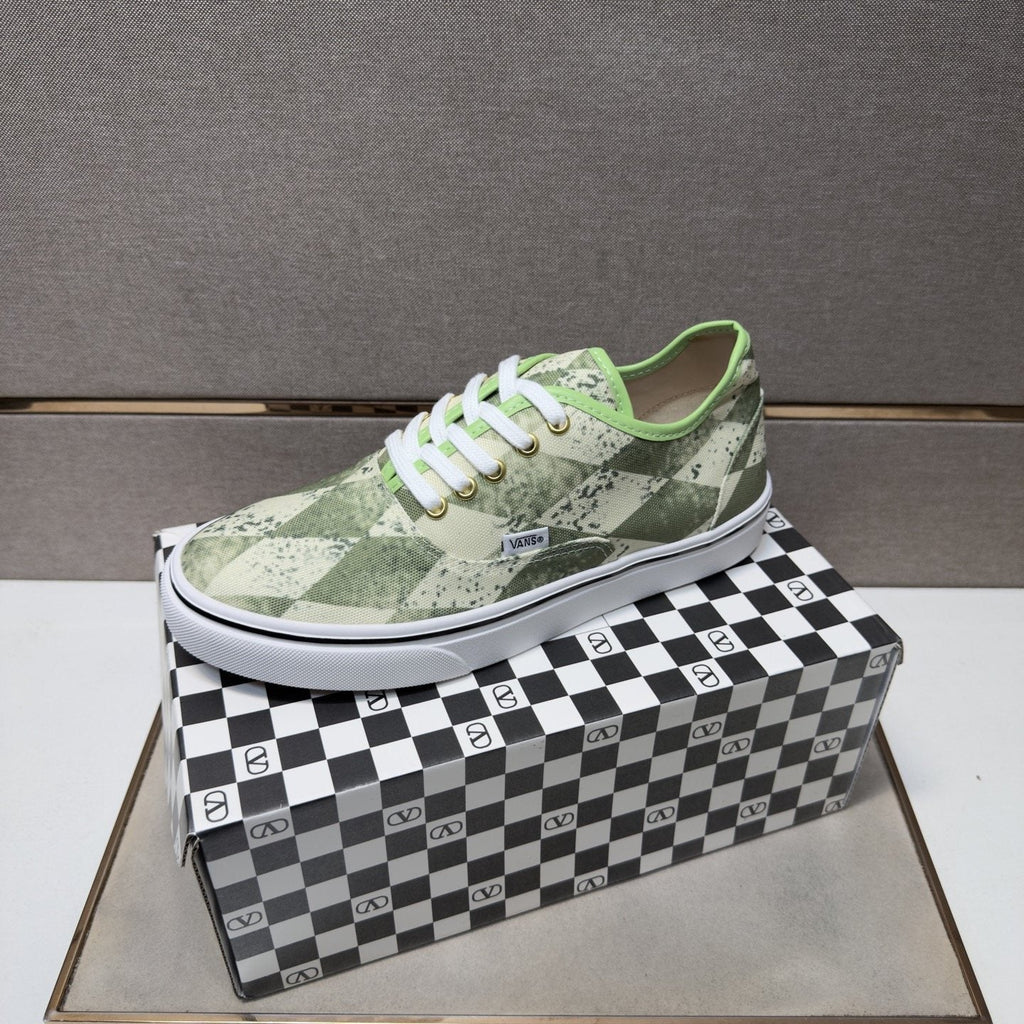 Vans Green Camouflage Low-Top Sneakers — side