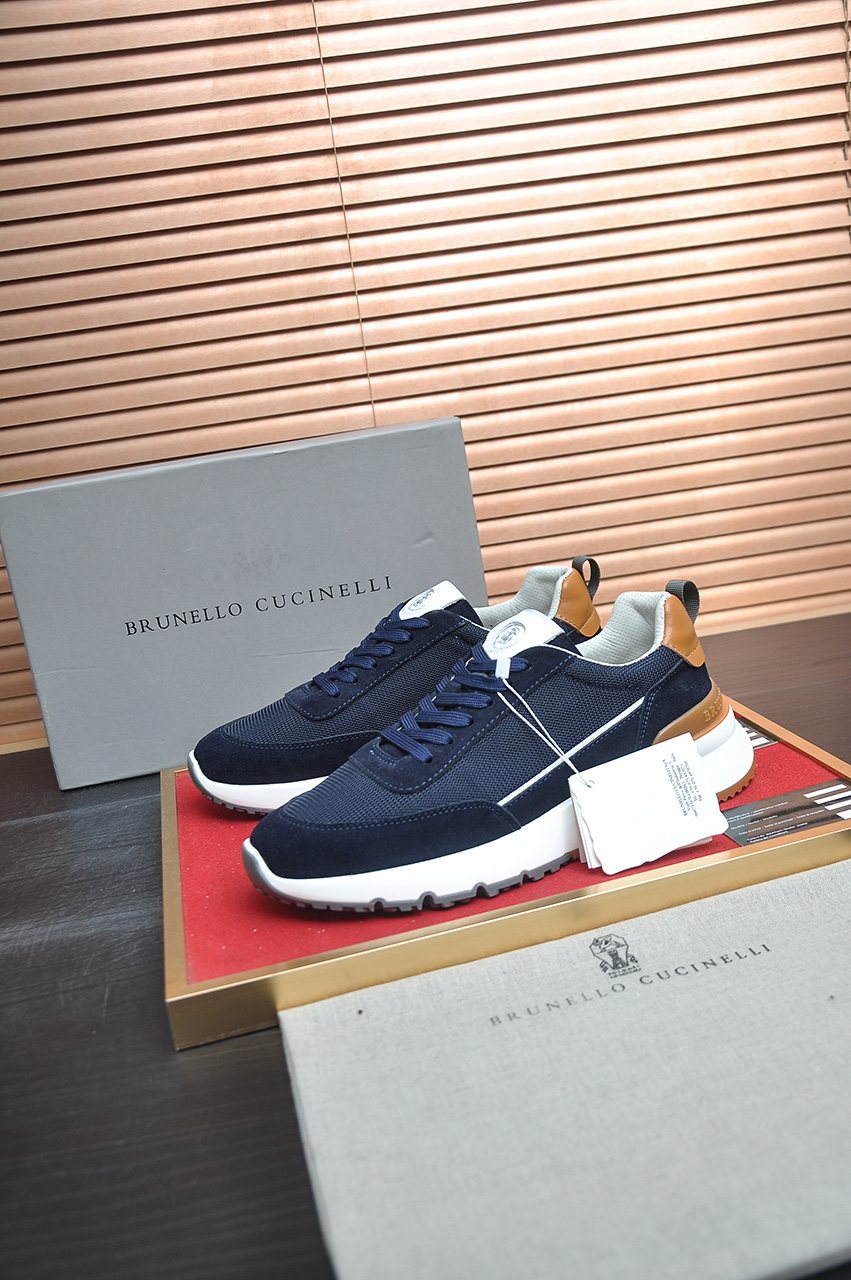 Brunello Cucinelli Contrast Panel Low-Top Sneakers — model