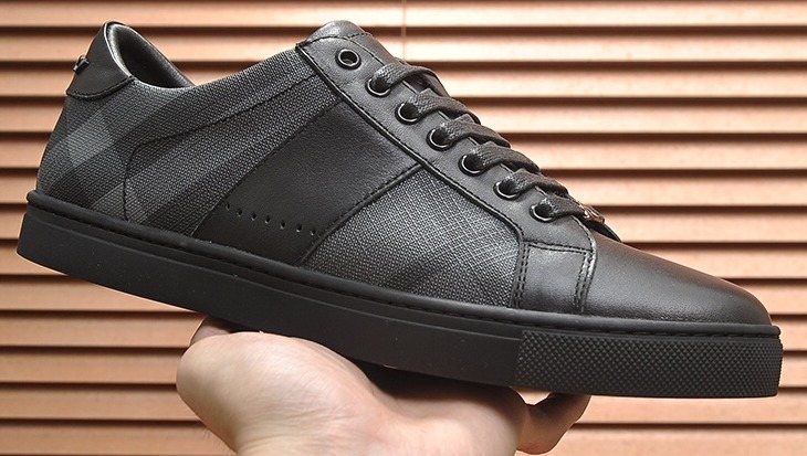 Burberry Check-Panel Low-Top Sneakers — front