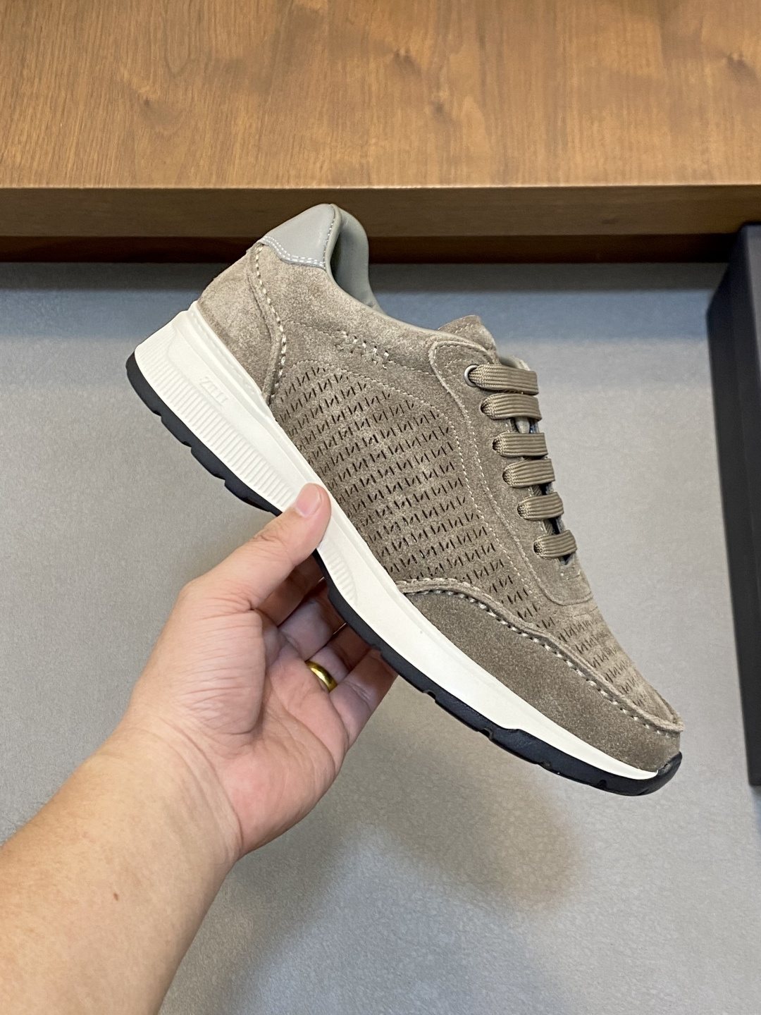 Zilli Stitched Low-Top Sneakers — side