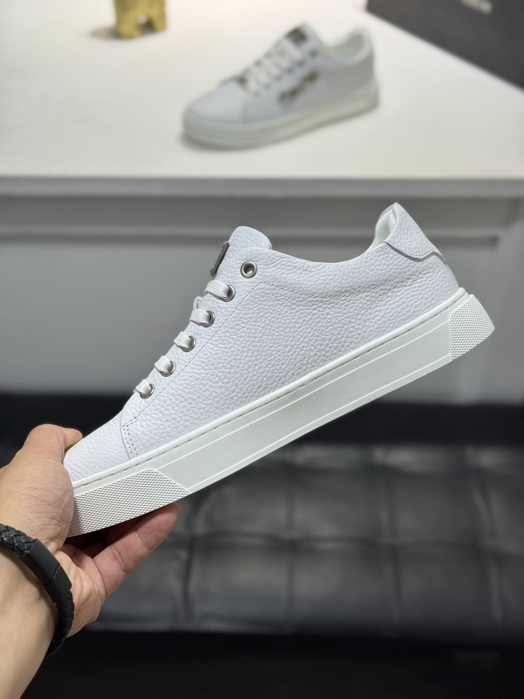 Philipp Plein Navy Low-Top Sneakers — detail