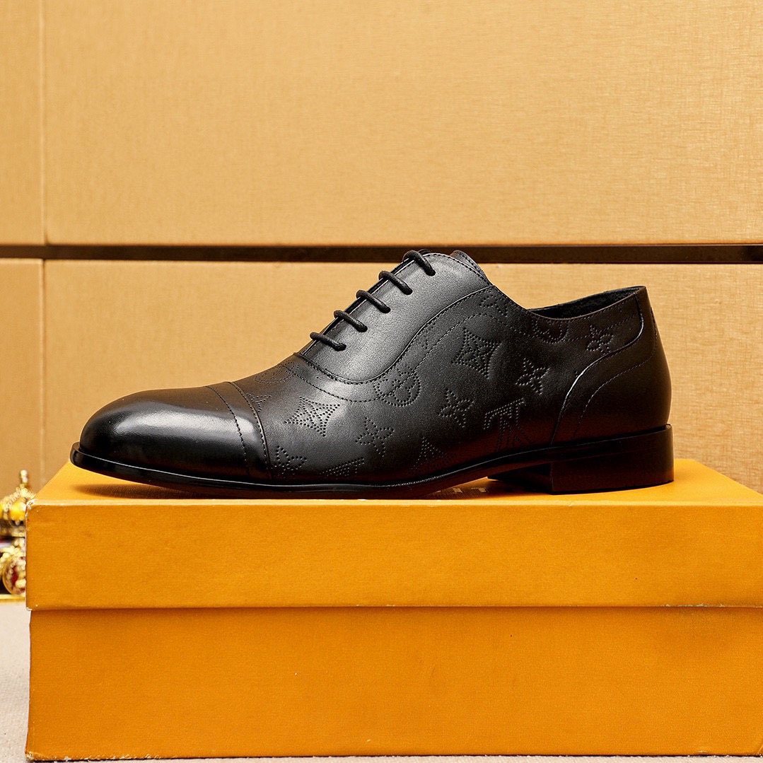 Louis Vuitton Black Embossed Lace-Up Dress Shoes — side