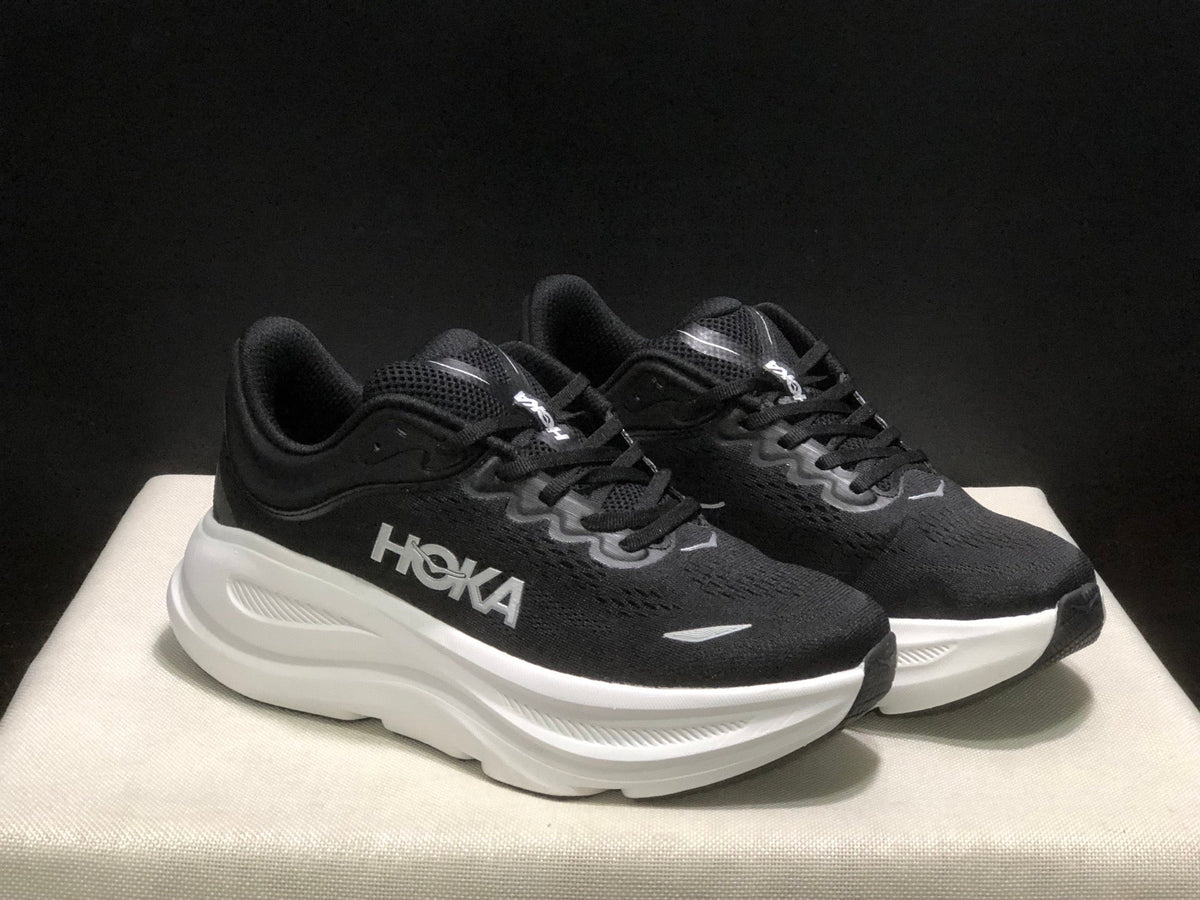 HOKA ONE ONE Bondi 9 Running Shoes