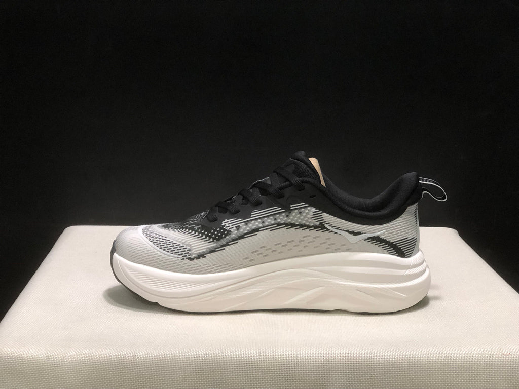 HOKA ONE ONE Skyflow Running Shoes