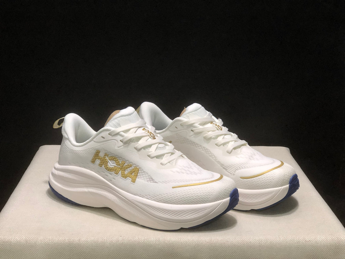 HOKA ONE ONE Skyflow Running Shoes