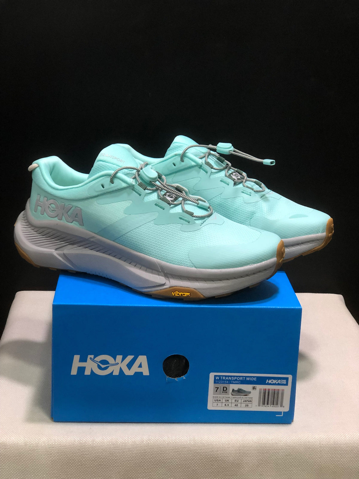 HOKA ONE ONE Skyflow Running Shoes