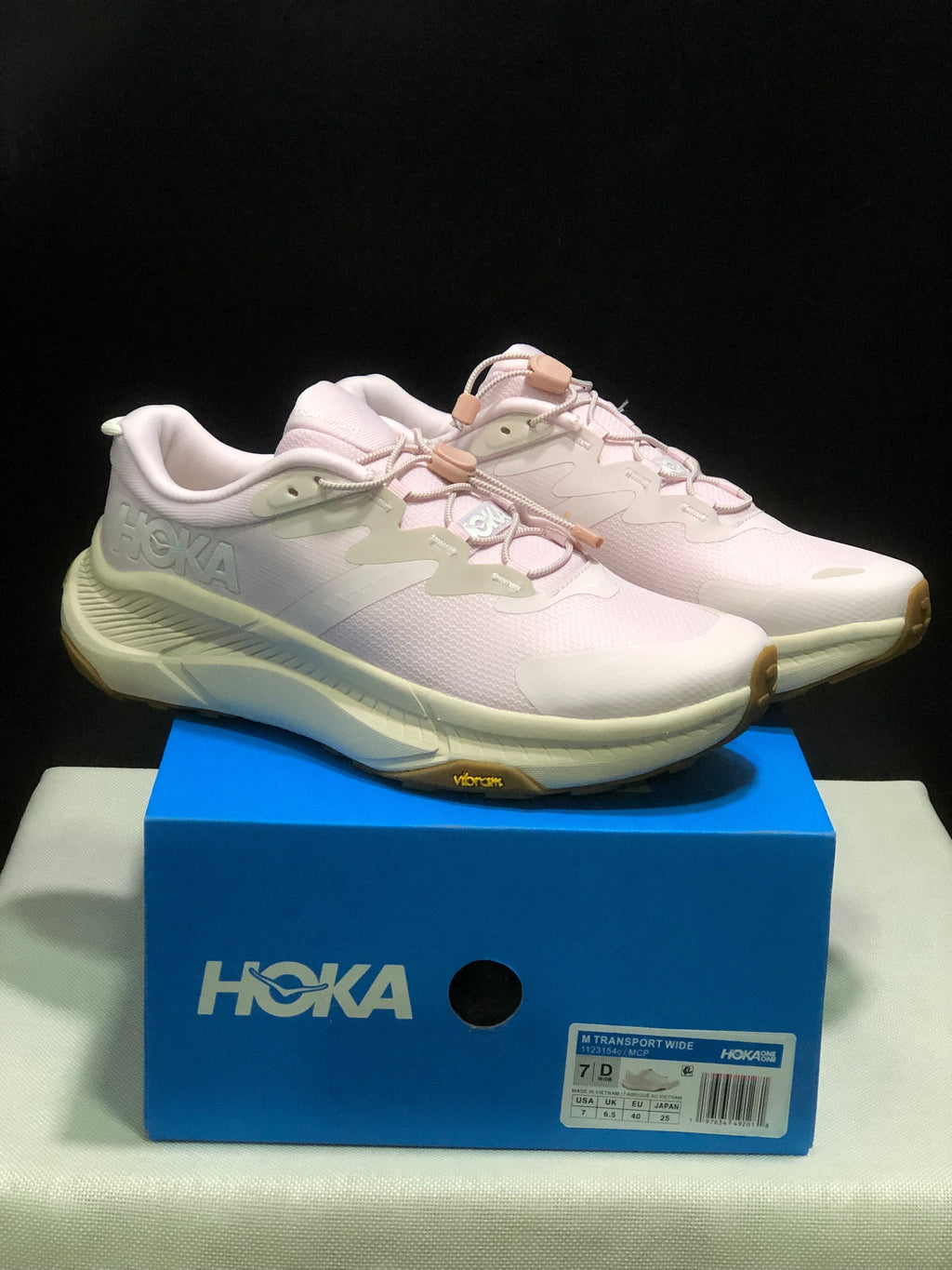 HOKA ONE ONE Skyflow Running Shoes