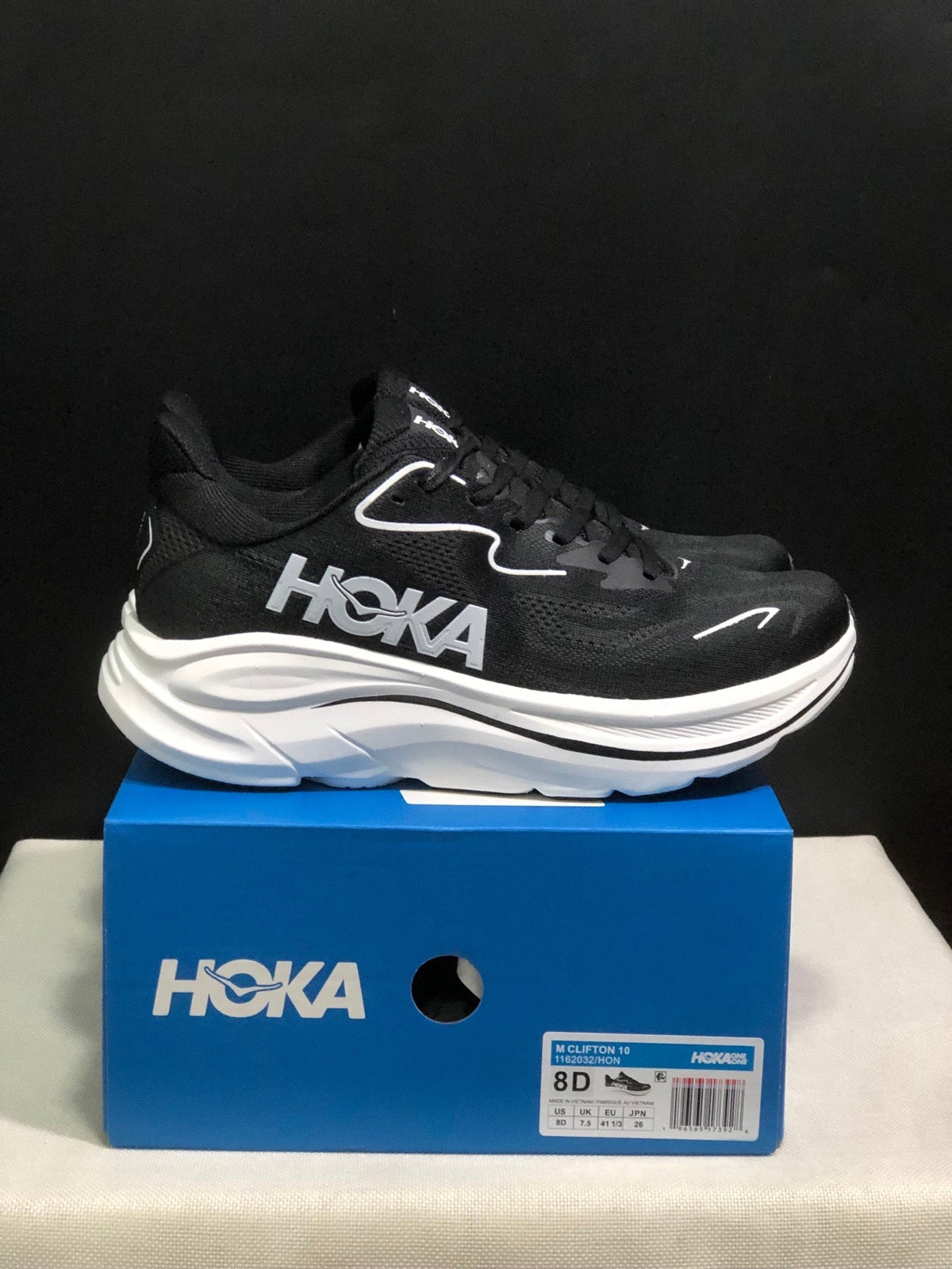 HOKA ONE ONE Clifton 10 Running Shoes