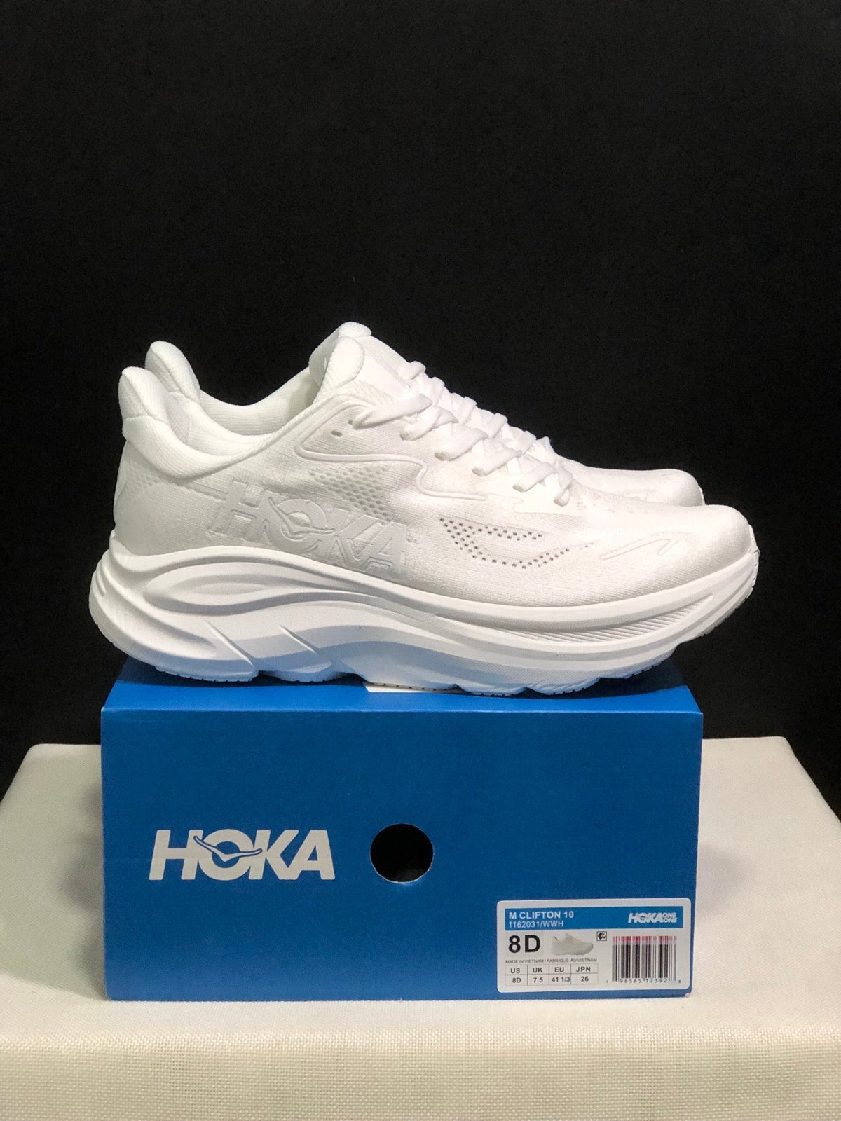 HOKA ONE ONE Clifton 10 Running Shoes