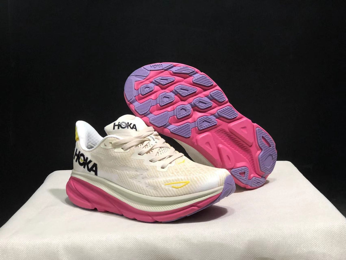 HOKA ONE ONE Clifton 9 Running Shoes