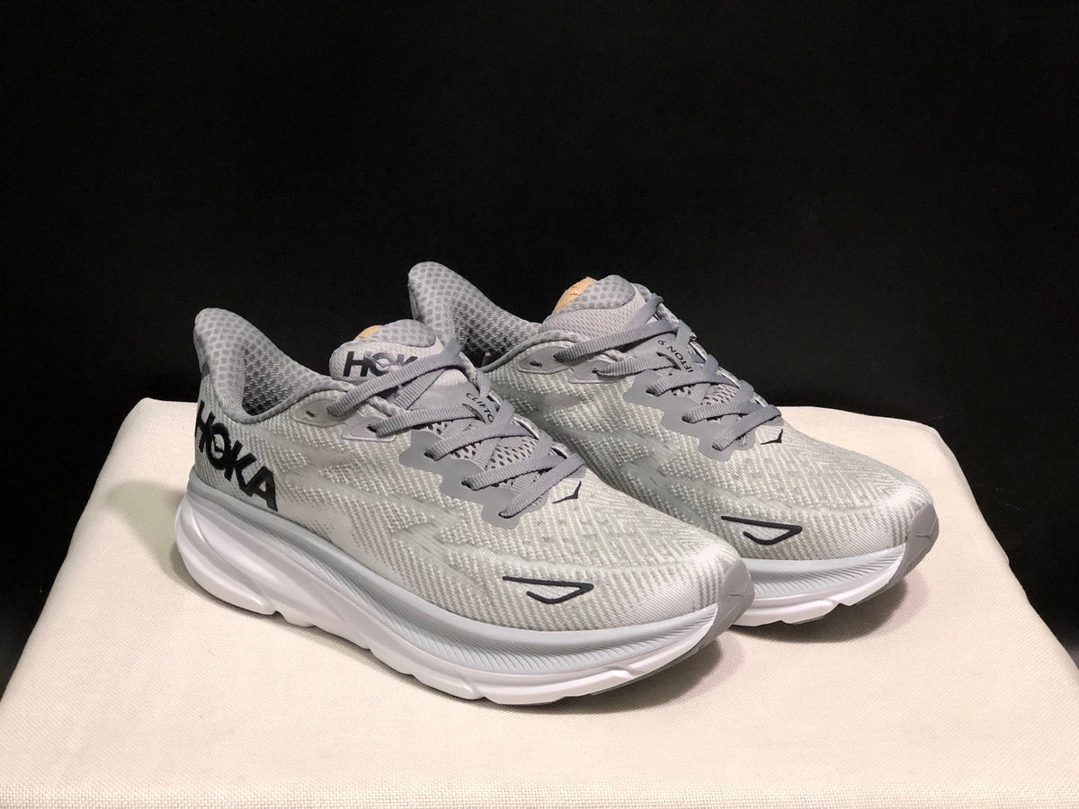 HOKA ONE ONE Clifton 9 Running Shoes
