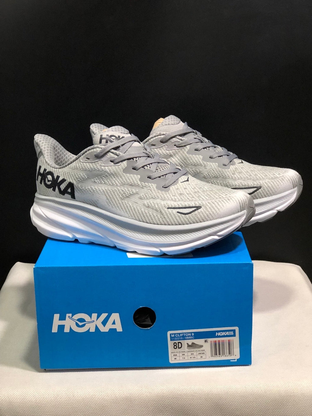HOKA ONE ONE Clifton 9 Running Shoes