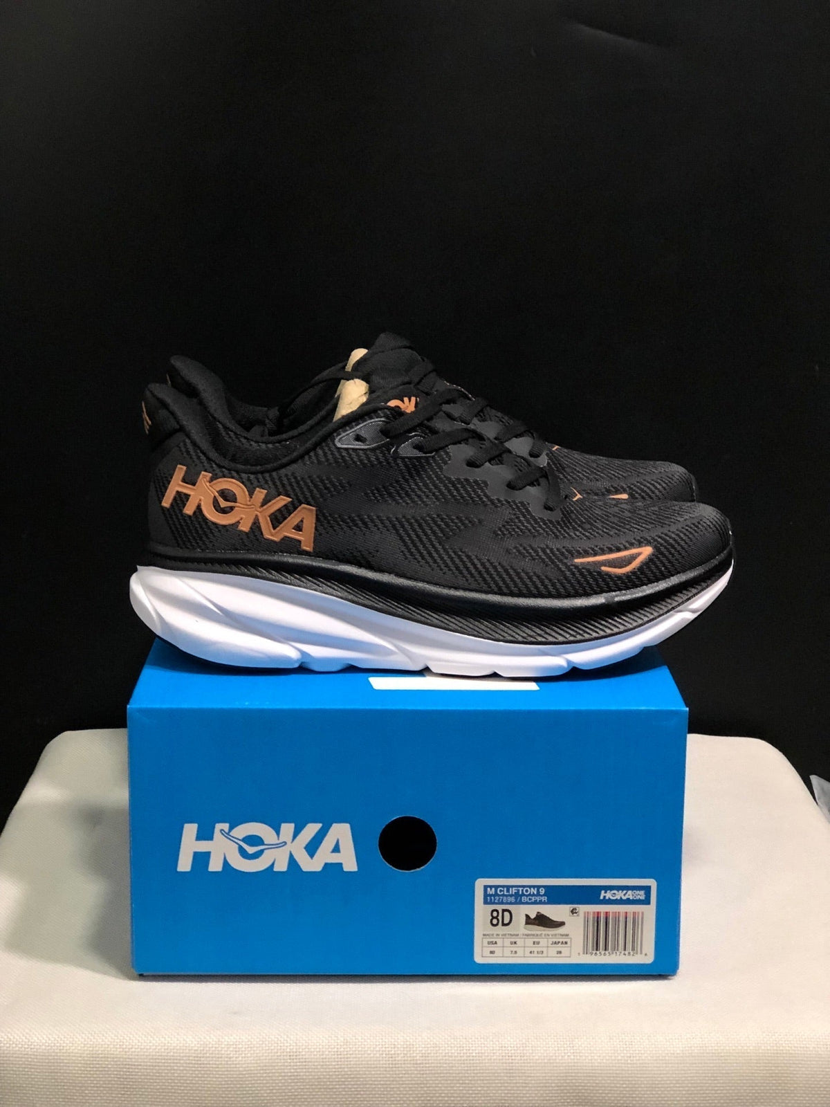 HOKA ONE ONE Clifton 9 Running Shoes